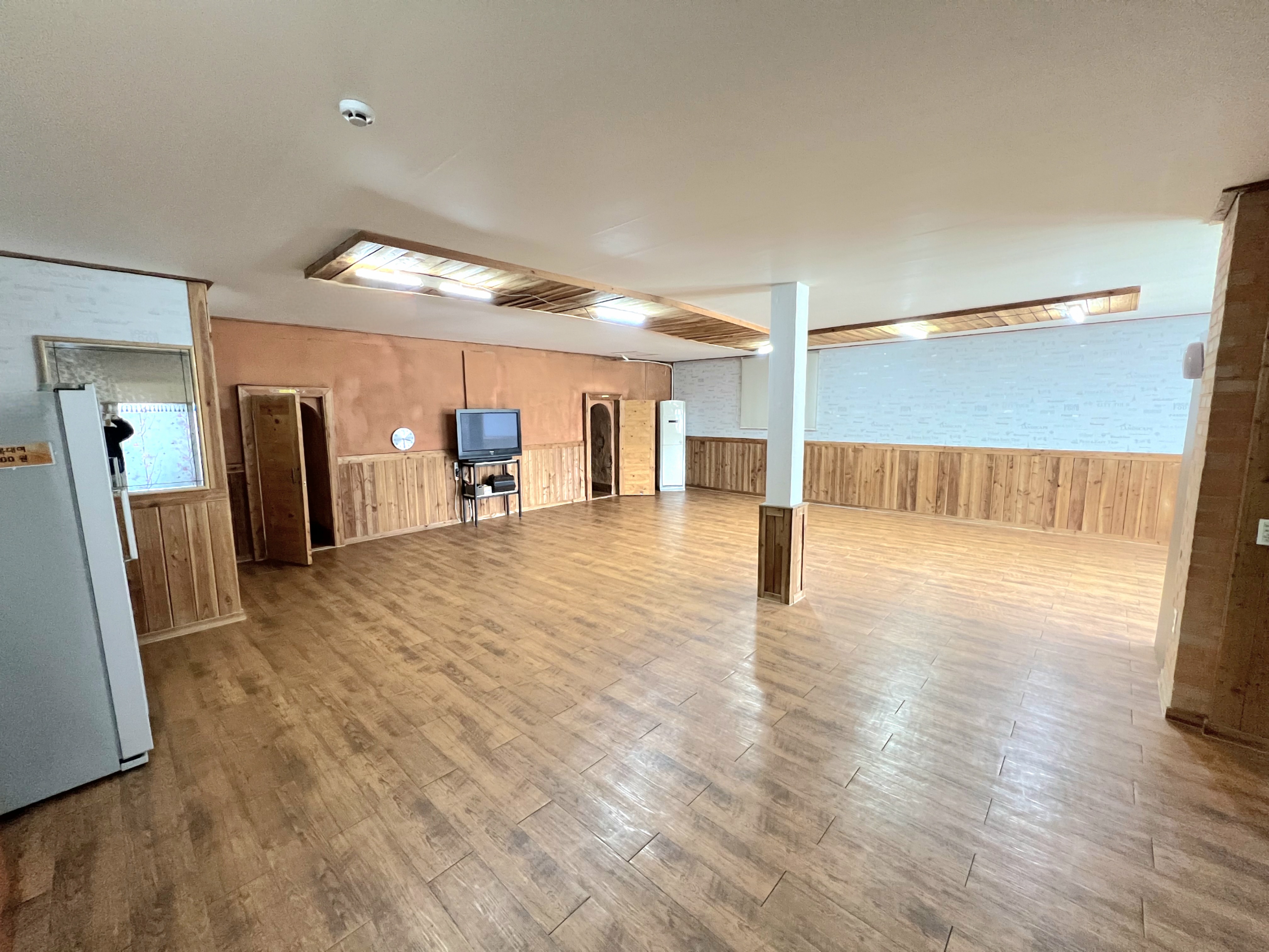 황토102호 객실 내부